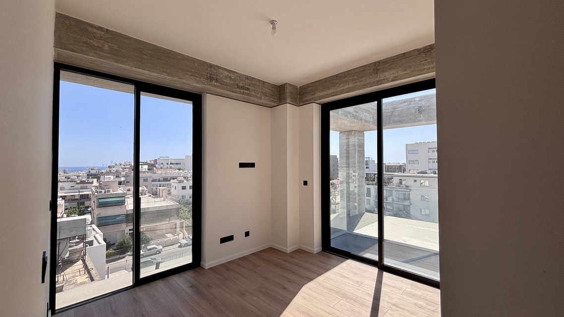 Modern 2 Bedroom Penthouse Apartment for Rent in Limassol, Mesa Geitonia