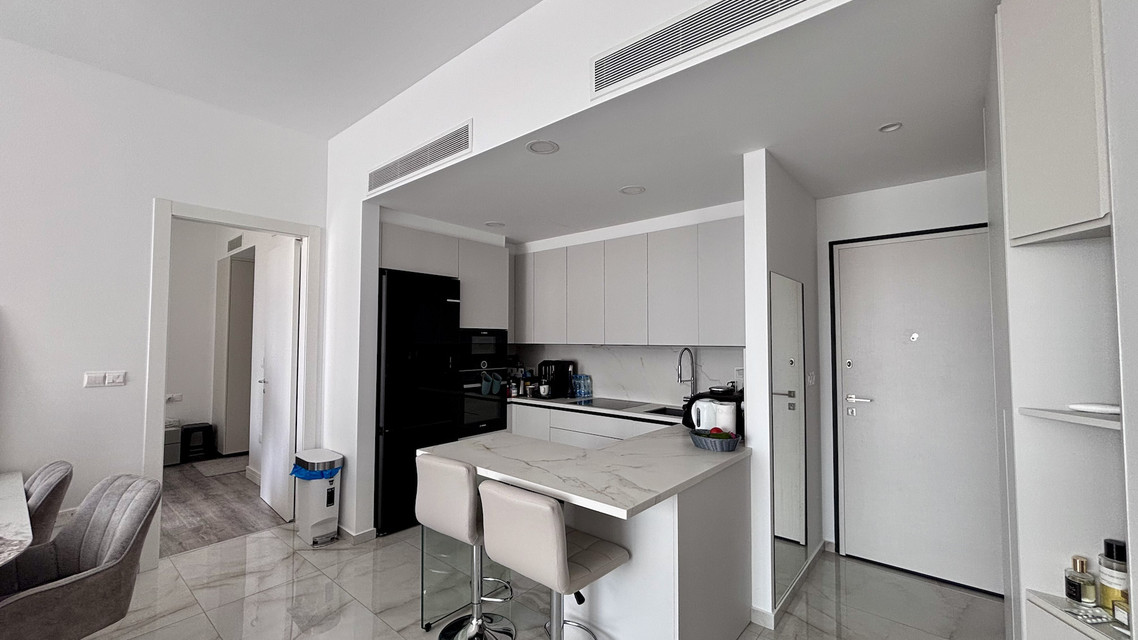 Modern 2 Bedroom Apartment in Limassol, Agios Athanasios with Pool