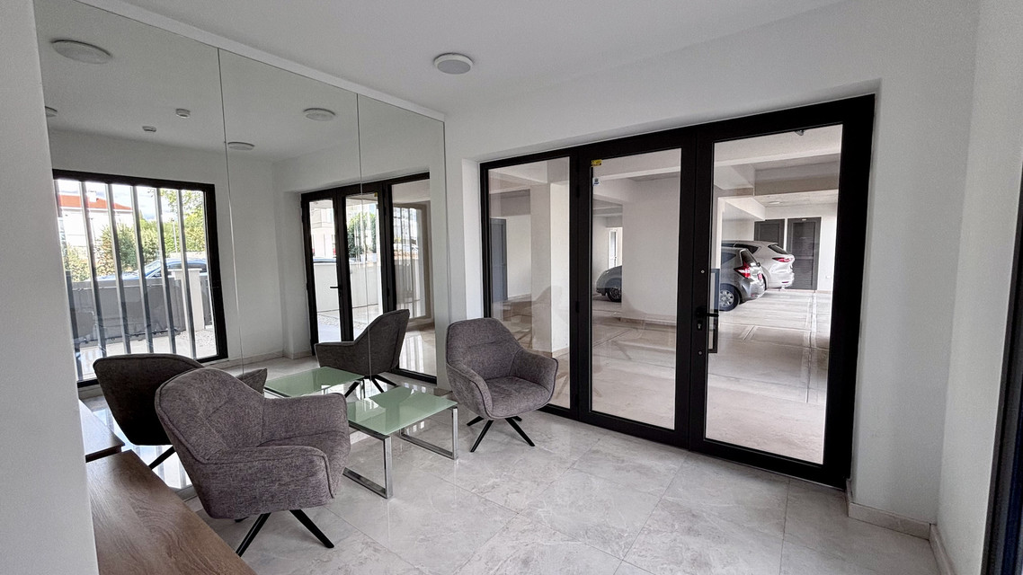 Modern 2 Bedroom Apartment in Limassol, Agios Athanasios with Pool
