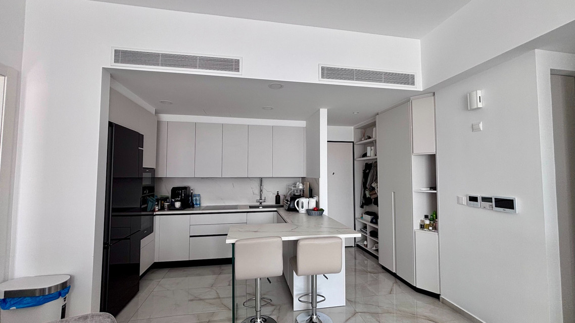 Modern 2 Bedroom Apartment in Limassol, Agios Athanasios with Pool
