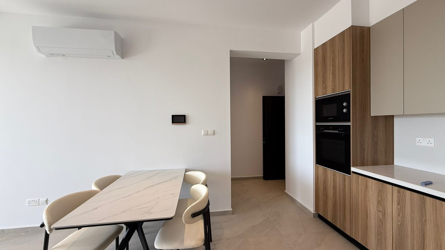 Modern 2 Bedroom Apartment in Limassol, Kato Polemidia