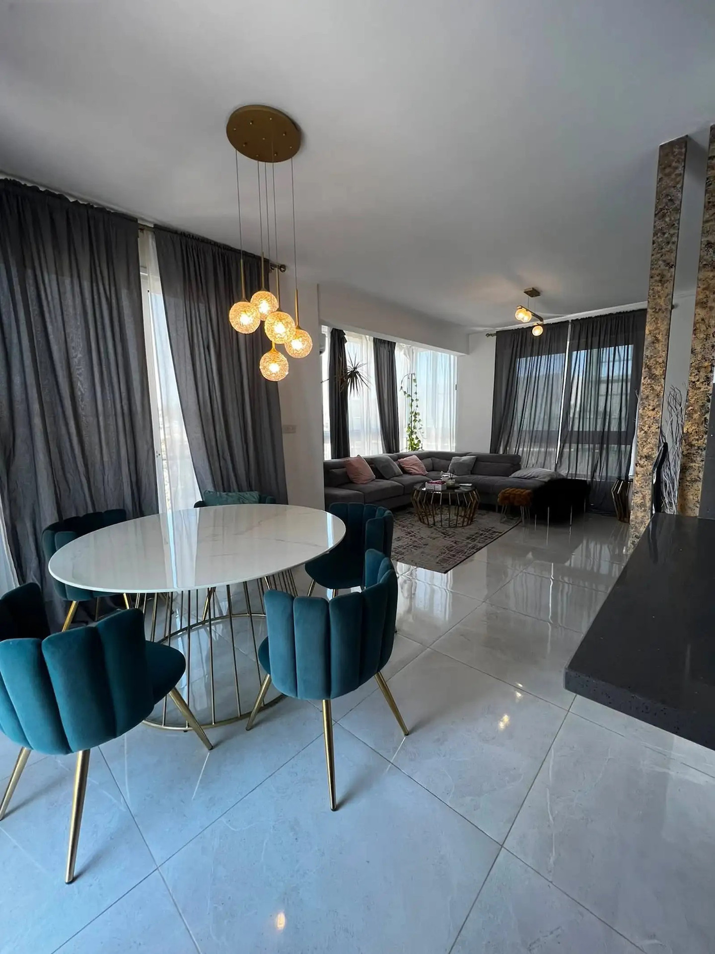 Bright 2-Bedroom Apartment with Spacious Veranda in Agia Fyla