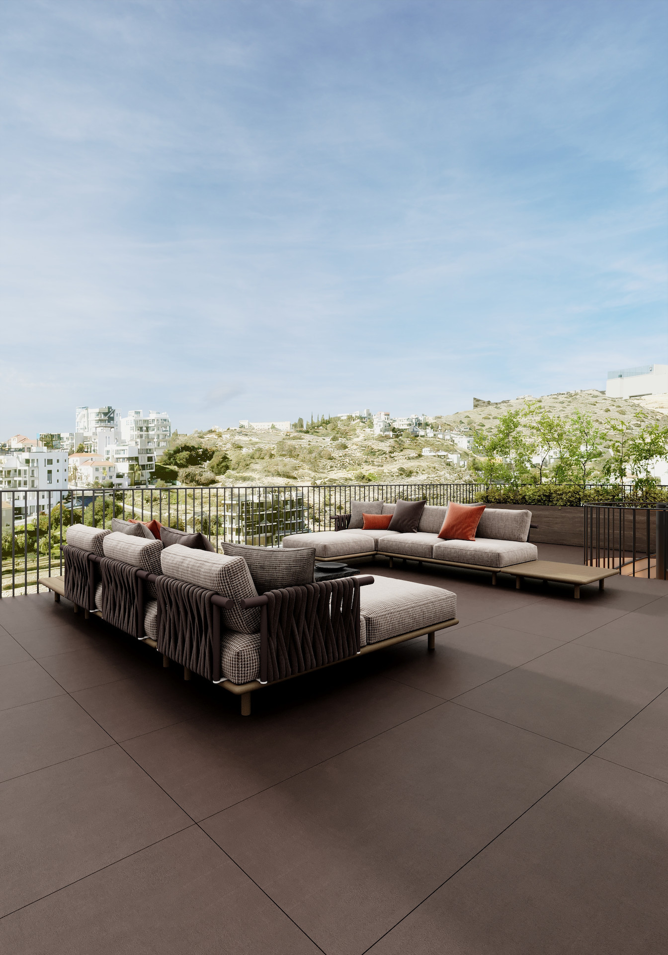 3-Bedroom City View Apartment in Panthea