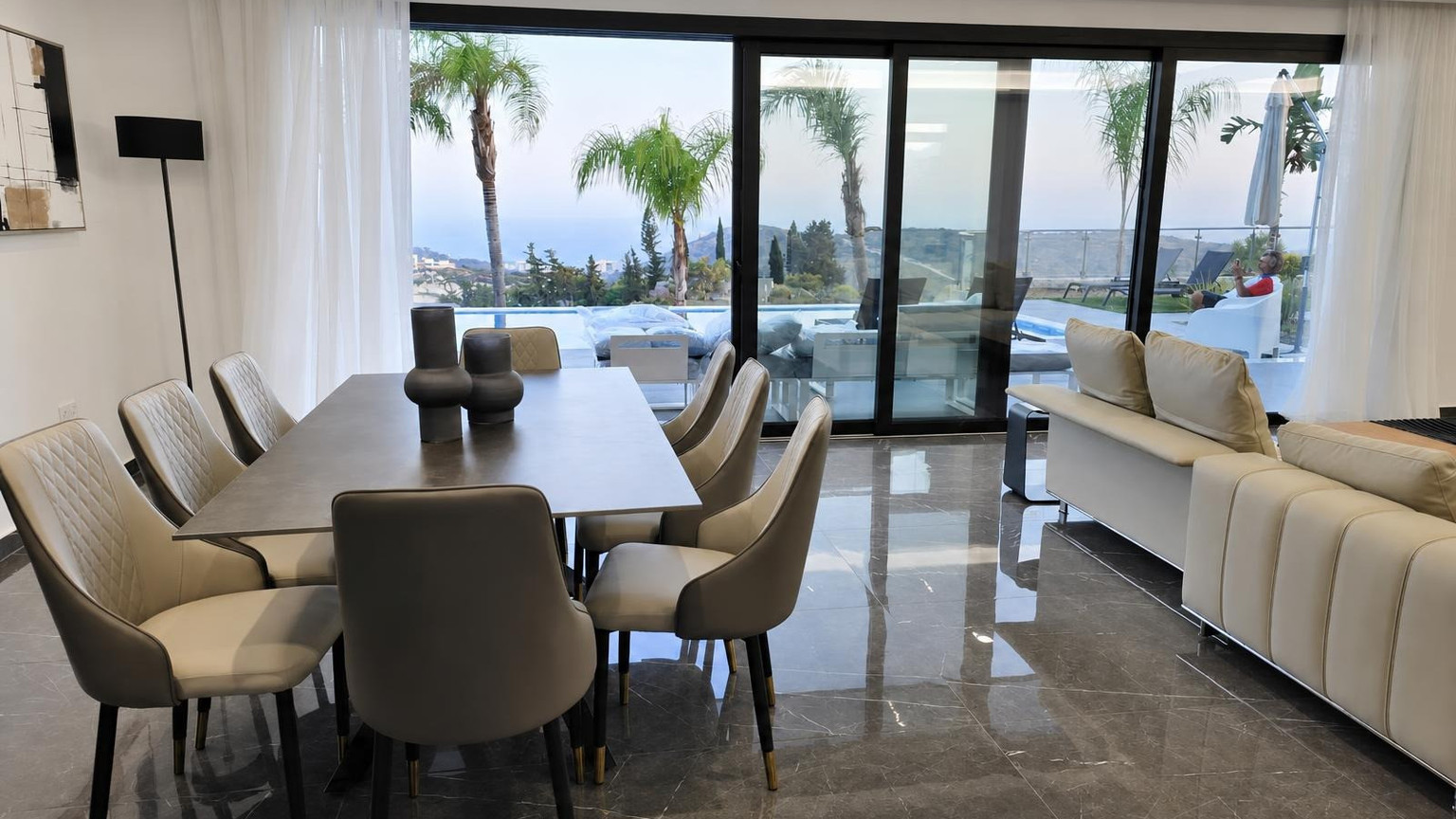 Spacious Six-Bedroom Villa with Private Pool in Parekklisia