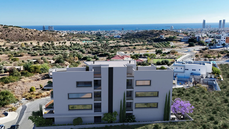 Two-Bedroom Penthouse with Studio and Roof Garden in Germasogeia