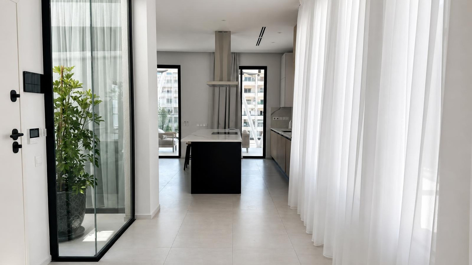 Modern 3-Bedroom Penthouse in Neapolis, Brand New, Fully Furnished