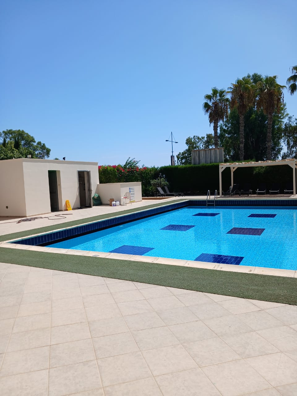 2-Bedroom Apartment with Communal Pool in Agios Tychonas