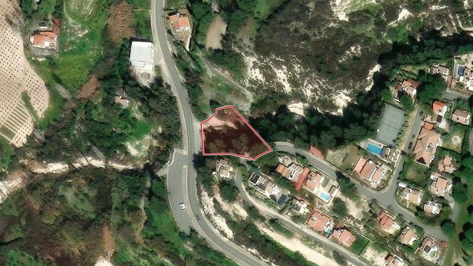 Residential Plot of 1,477 m² for Sale in Trimiklini