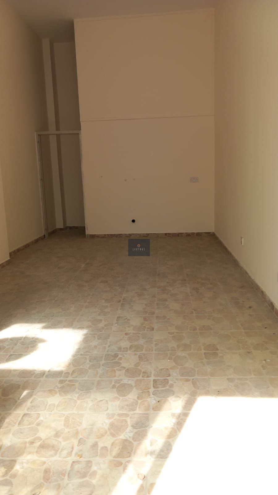 Ground Floor Shop Steps From of Larnaca