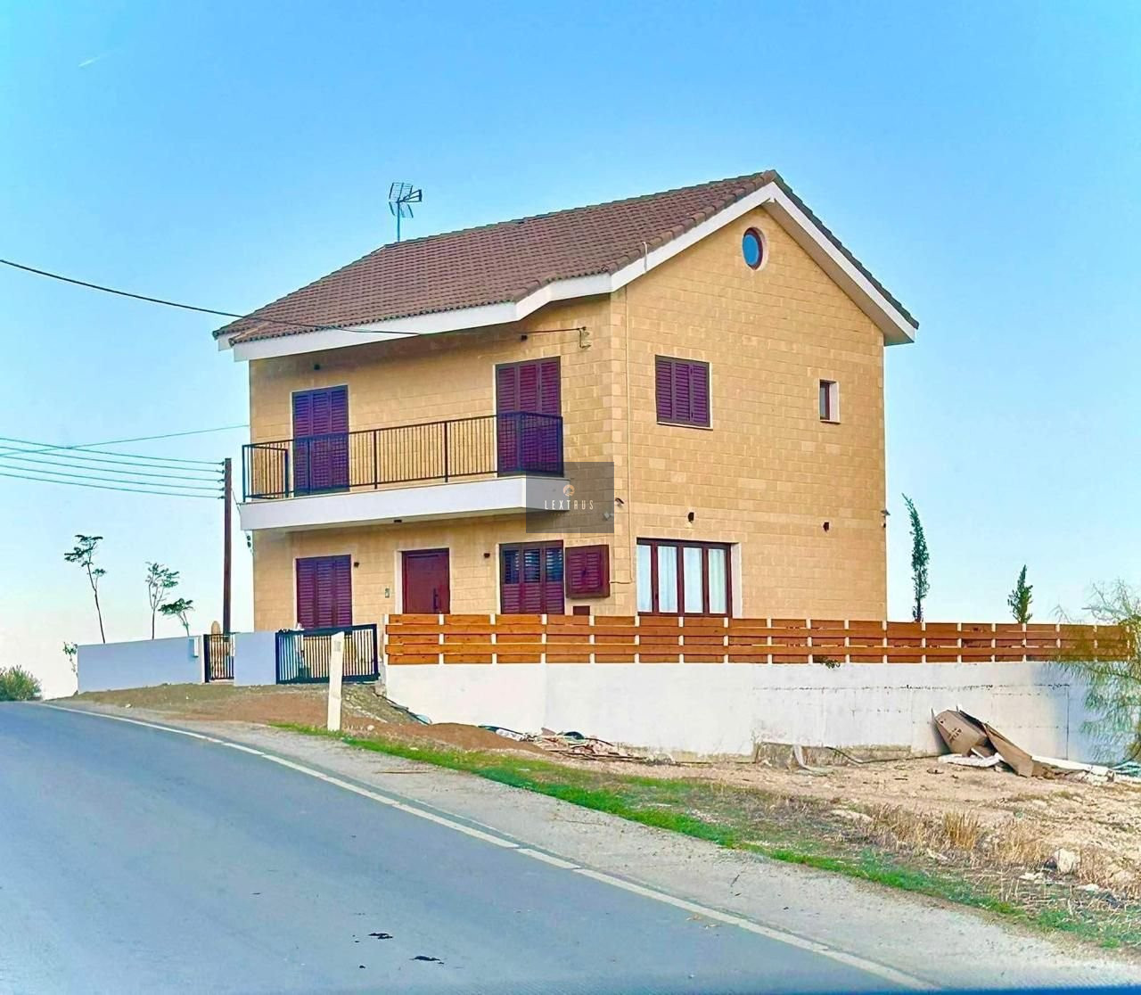 Exquisite 3-Bedroom Stone-Built Home in Margi Fully Furnished €3,000/month — property for rent in Margi, Nicosia, Cyprus