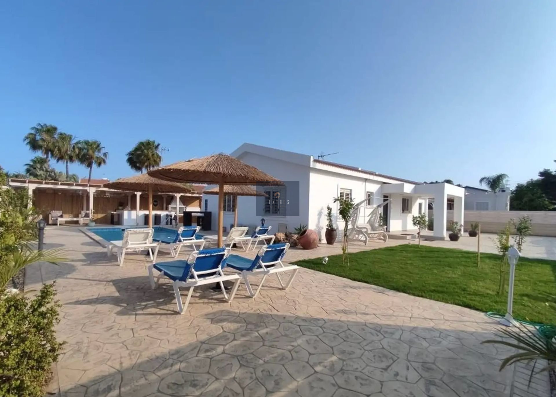 3-Bedroom Beachfront Bungalow with Private Pool in Meneou