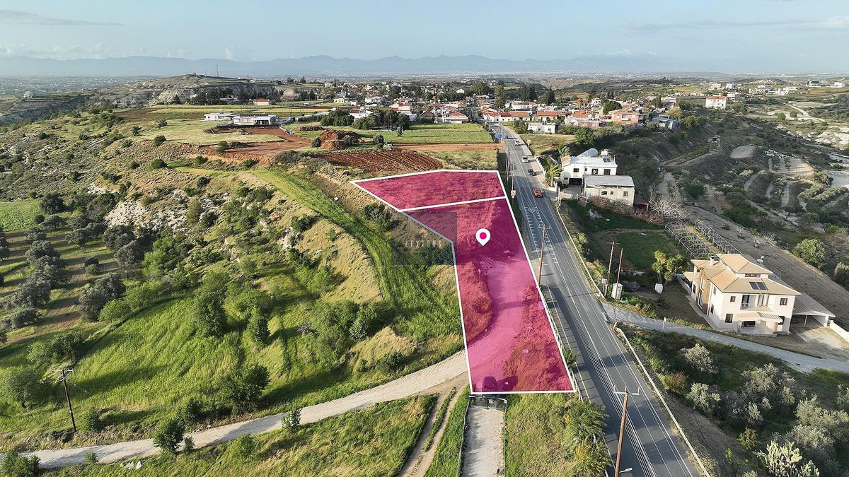 Plots in Kampia, Nicosia 13553