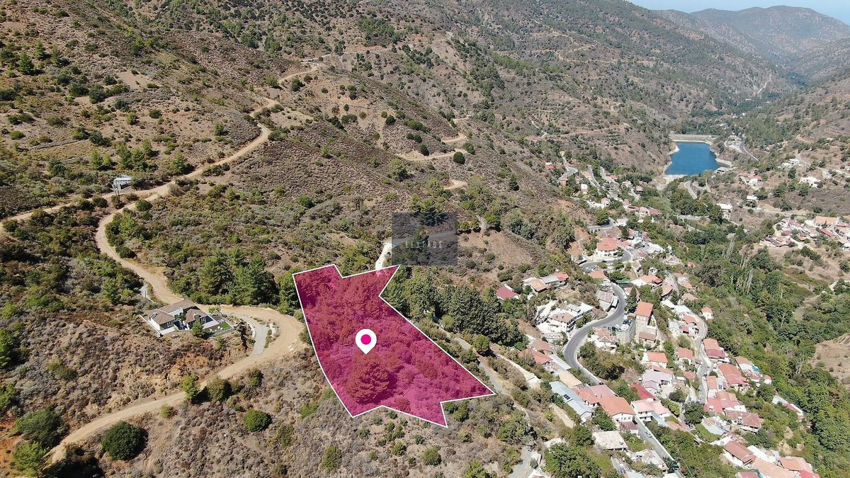 Residential Field in Kalopanagiotis, Nicosia 13695