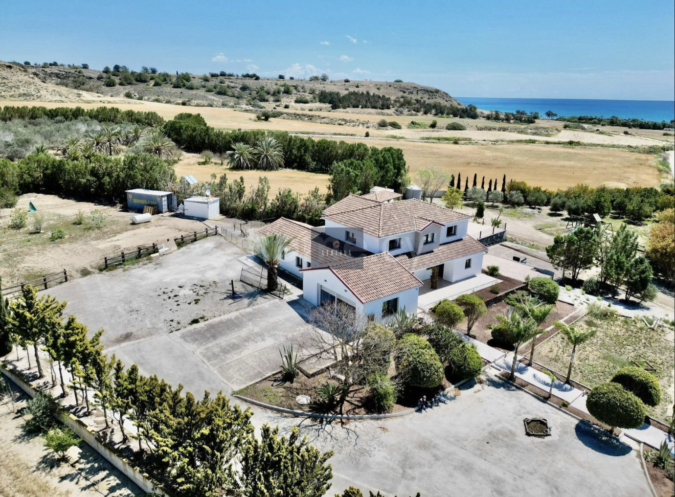 🏡 Luxury 5-Bedroom Villa for Sale Dekelia Road, Pyla, Larnaca