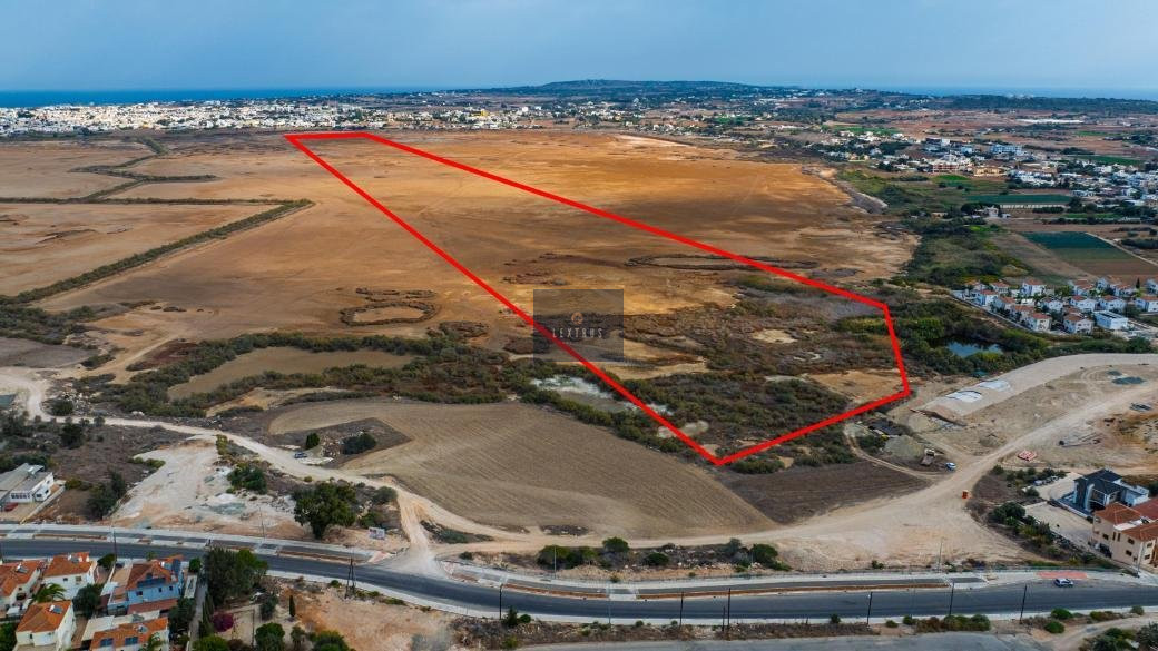 Shared field in Deryneia, Famagusta