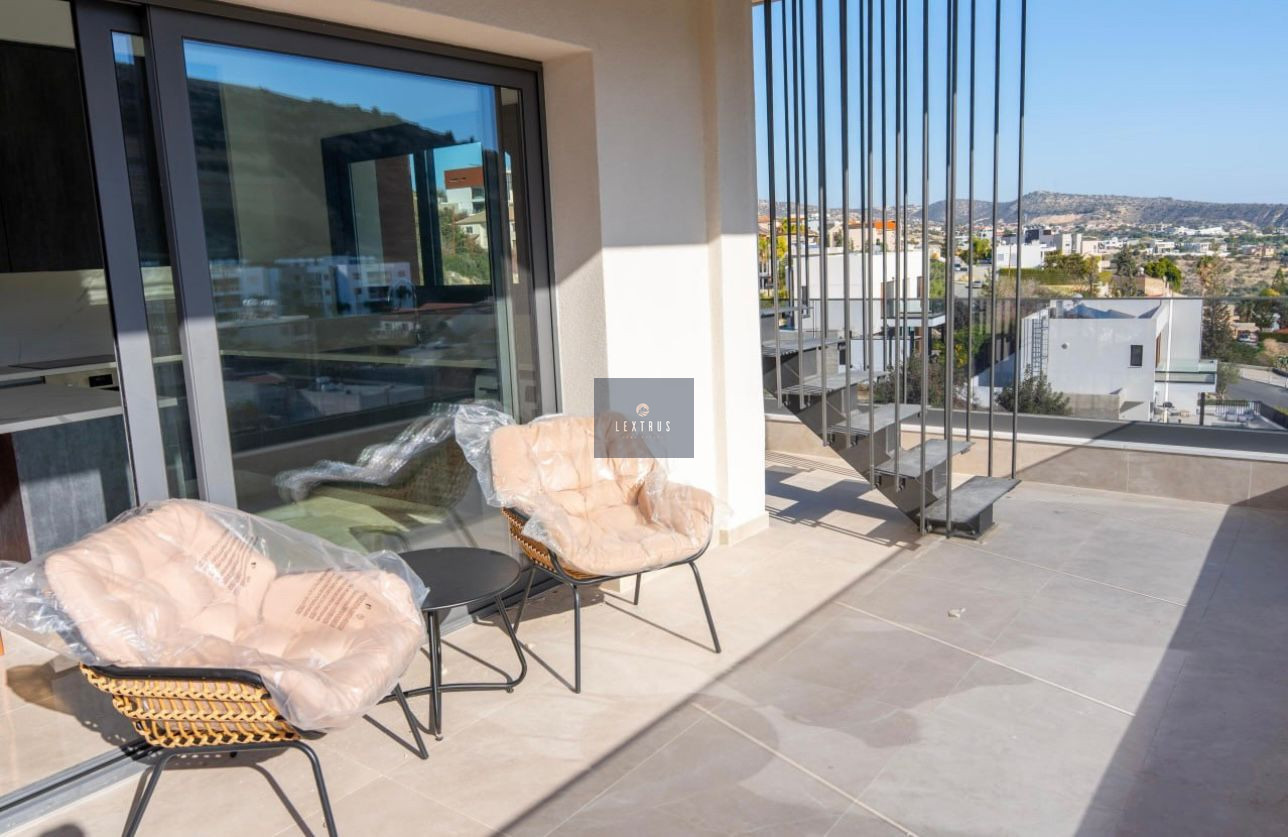 Modern Furnished Penthouse in Vibrant Germasogeia Area — for rent in Germasogeia, Limassol, Cyprus
