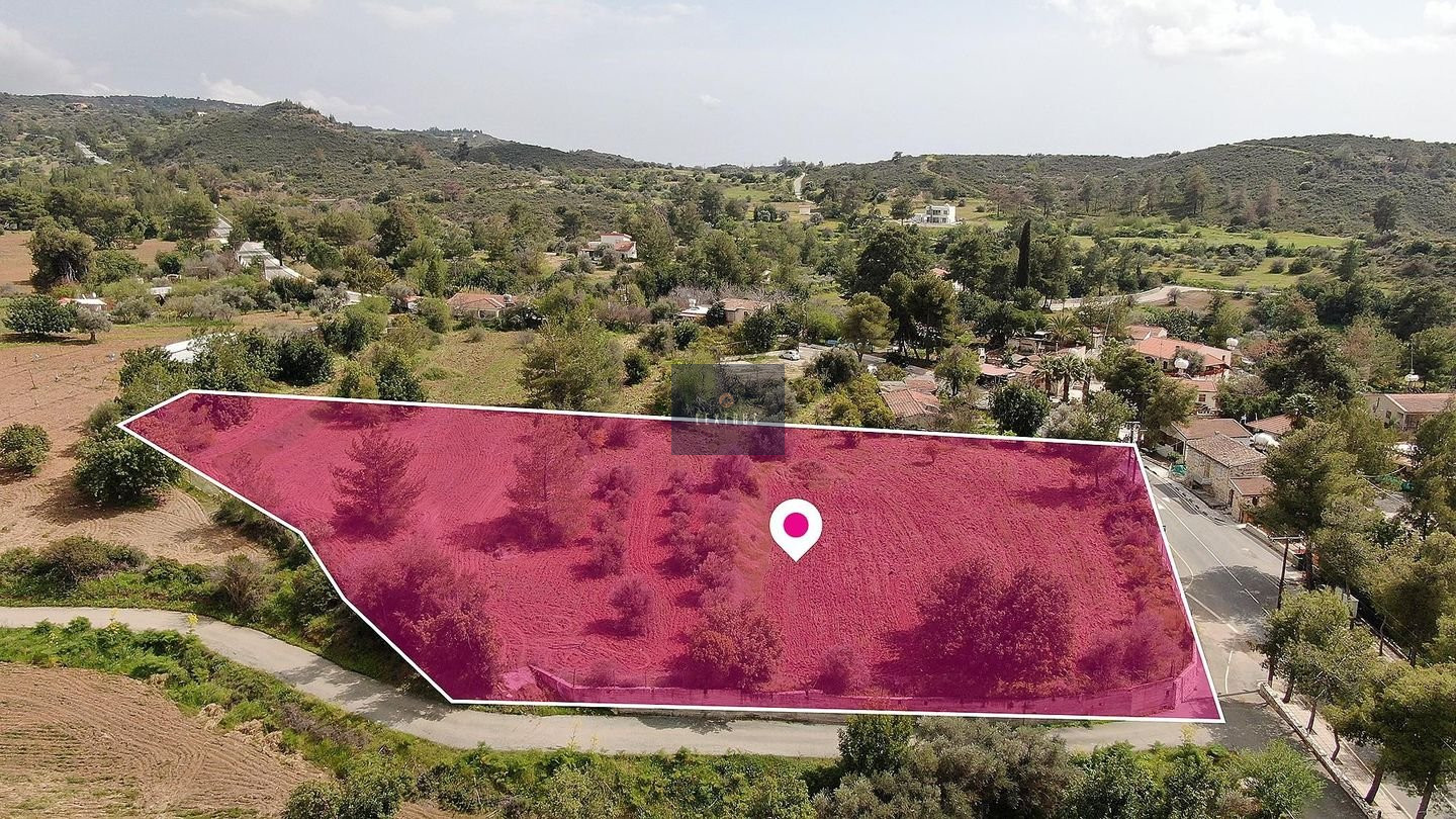Prime Development Opport: Residential Field in Lageia, Larnaca