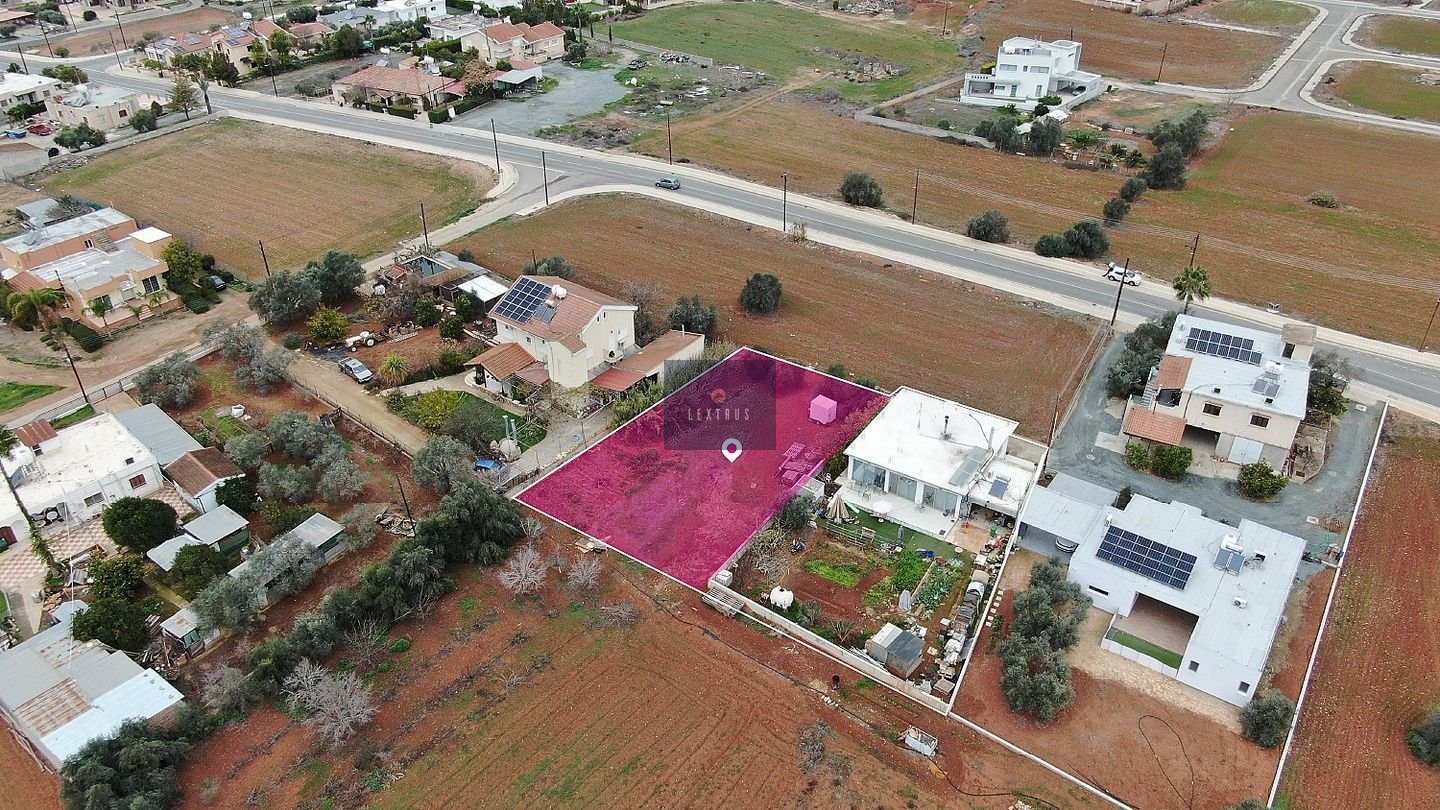 Building Plot in Kokkinotrimithia, Nicosia