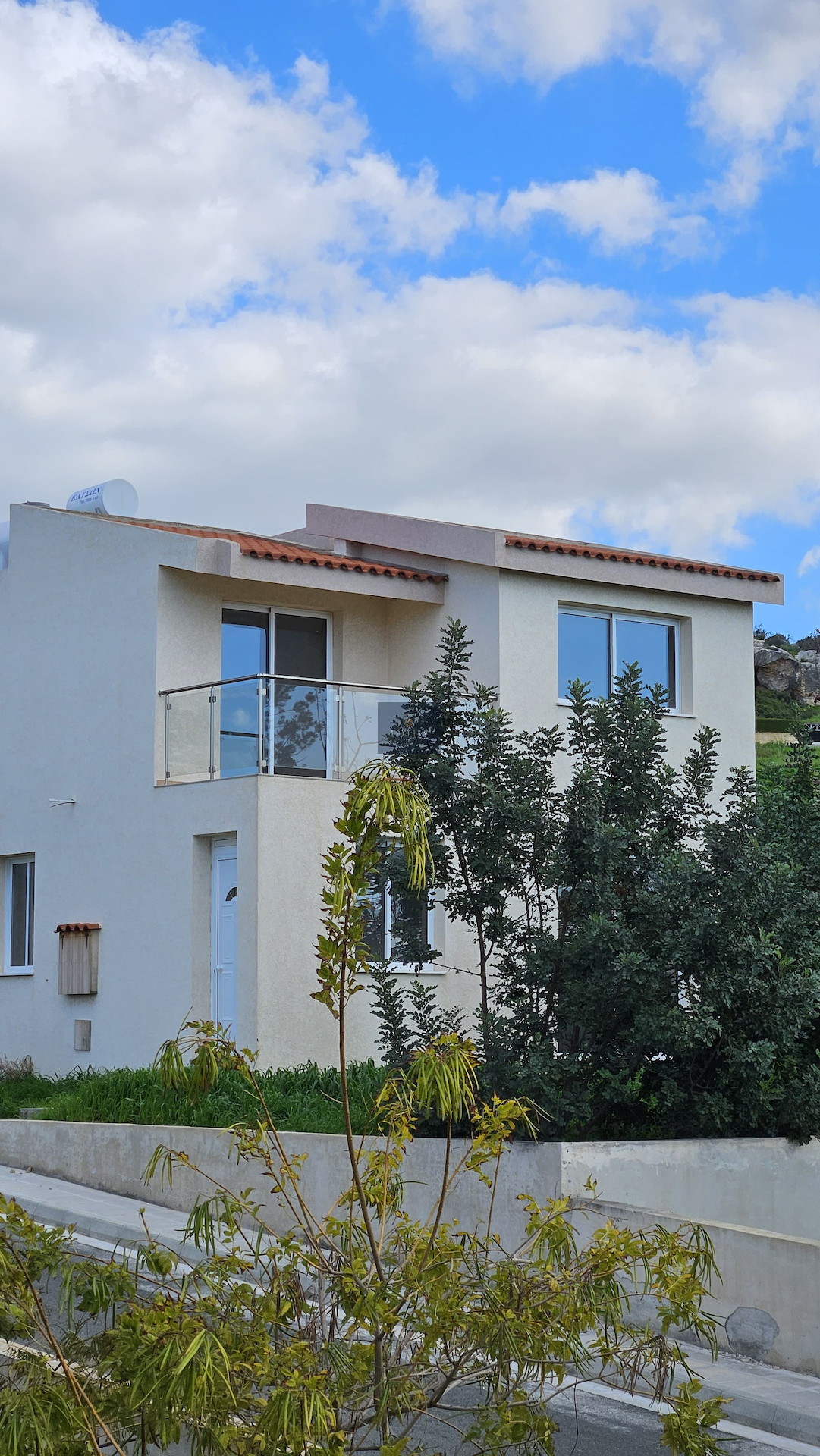 3-Bedroom Villa for Sale Sea Caves / Coral Bay Area