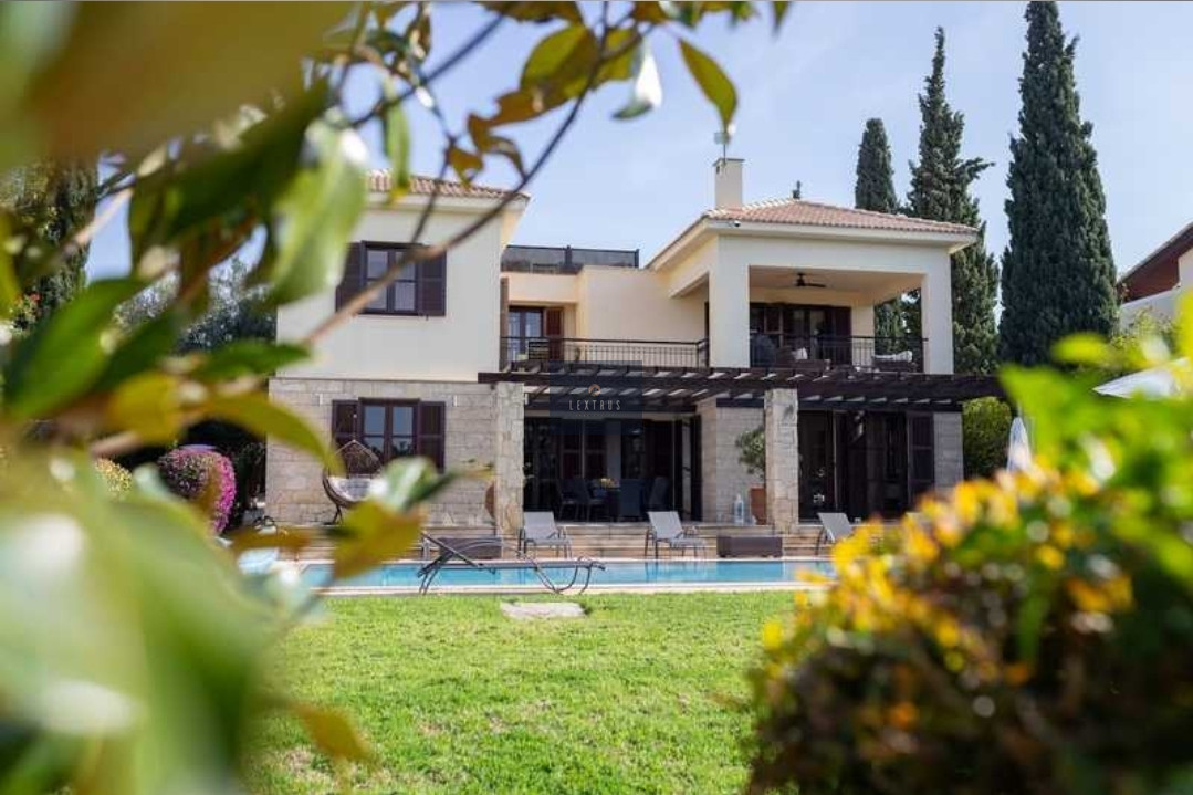 Luxury 4-Bedroom Executive Villa for Rent in s, Kouklia, Paphos