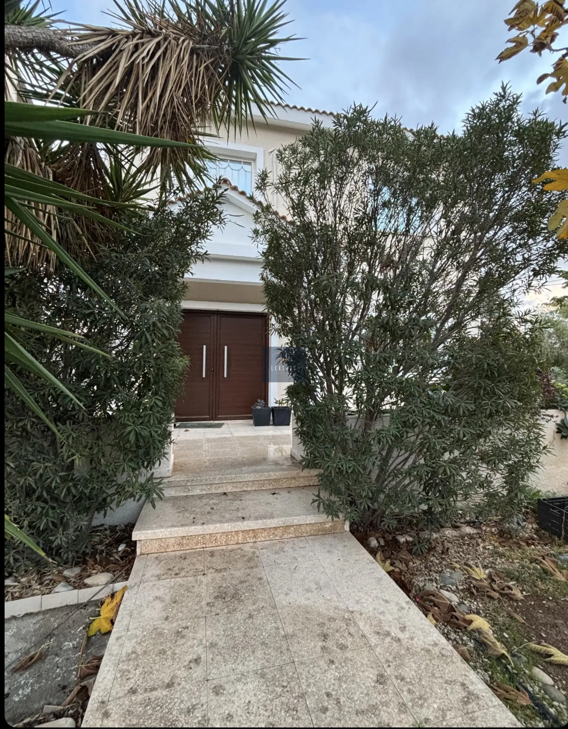 For Sale Spacious Detached House in Germasogeia Area
