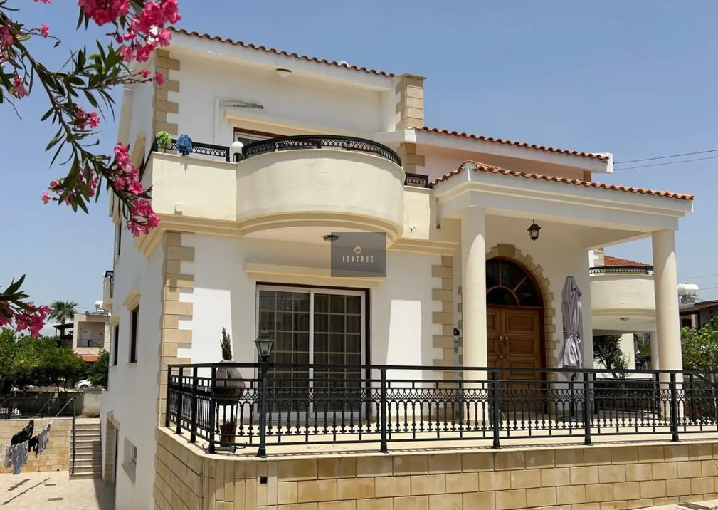 4 BEDROOM VILLA IN PYLA, LARNACA