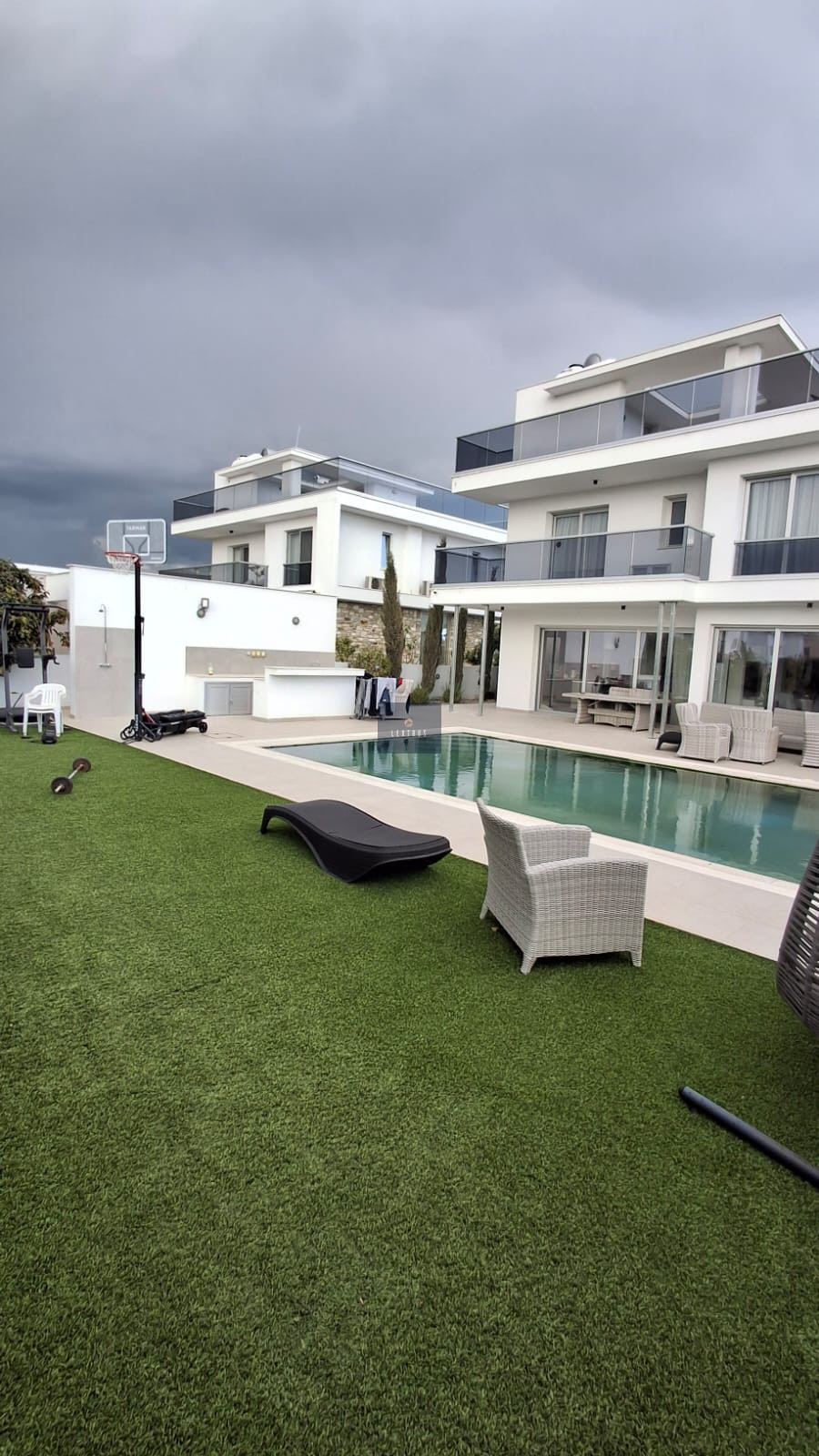 LUXURY 4 BEDROOM VILLA IN PYLA, LARNACA