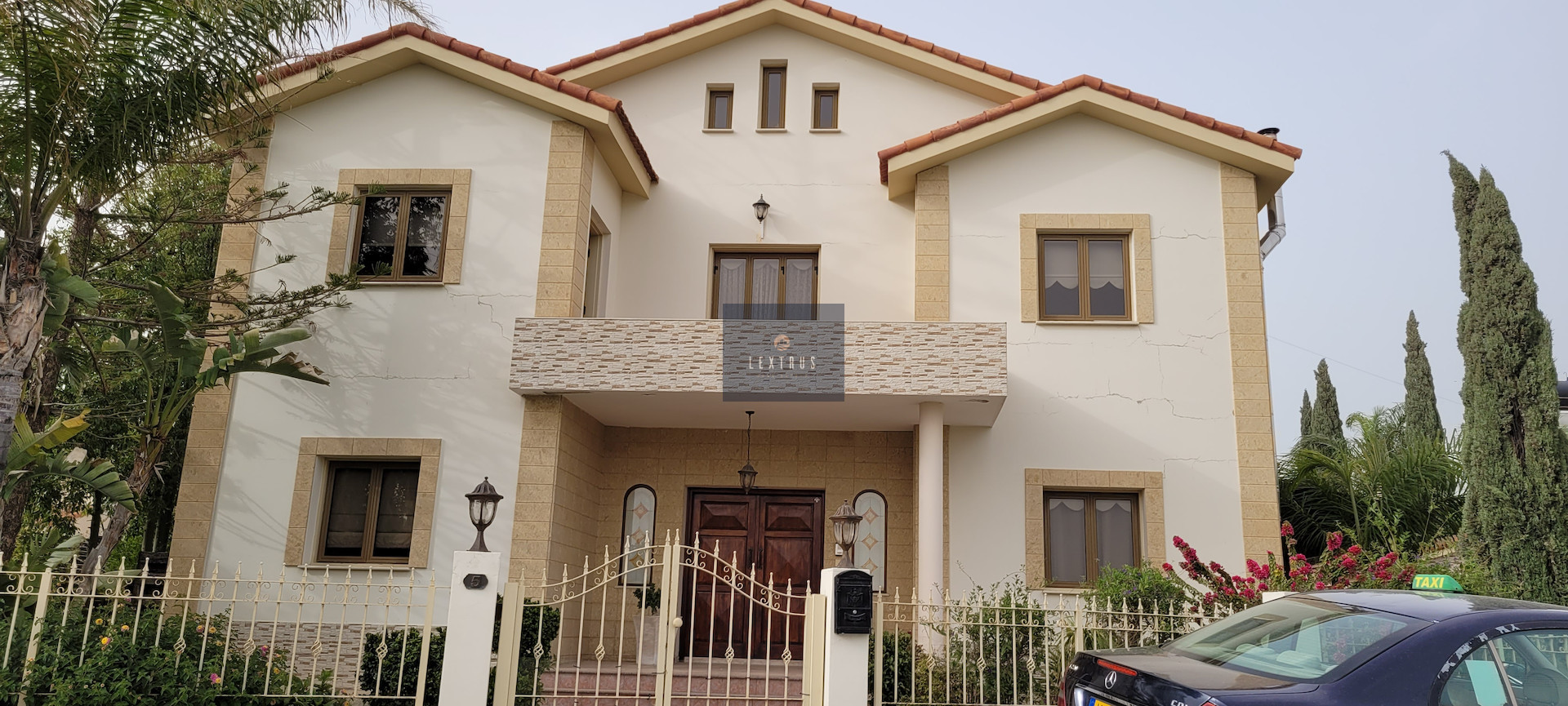 Spacious 4 Bedroom Home with Large Plot
