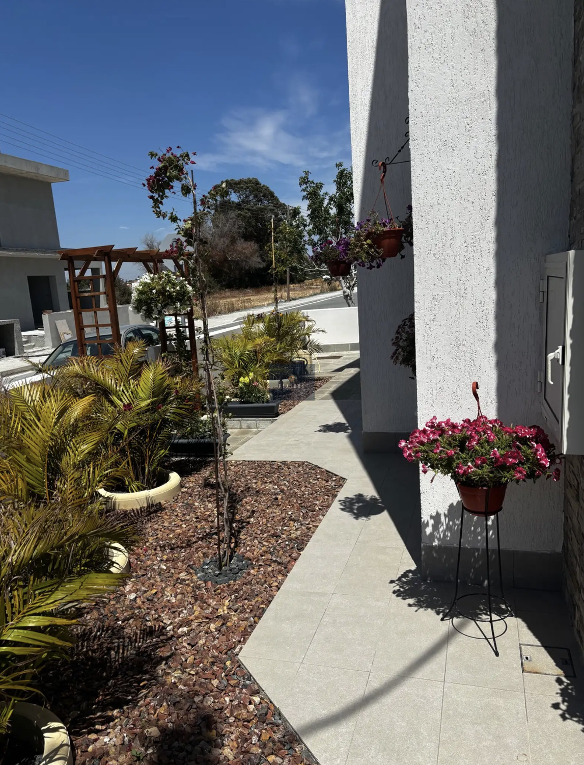 Modern 3-Bedroom Semi-Detached House for Sale in Kiti
