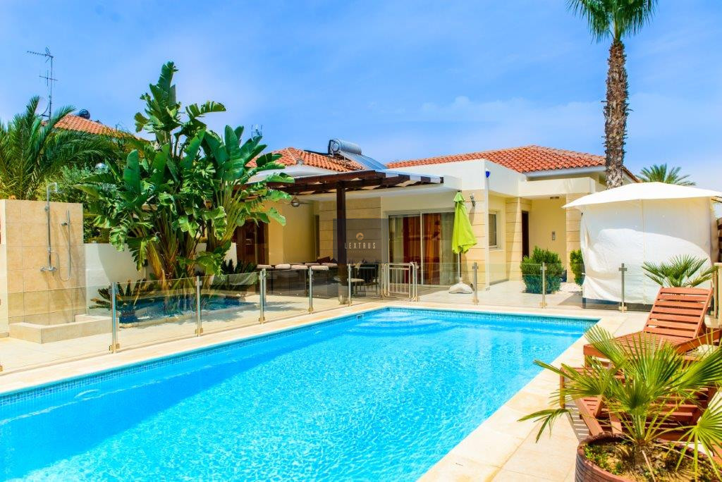 Exclusive Beachside 4-Bedroom Bungalow in Pyla Tourist Area