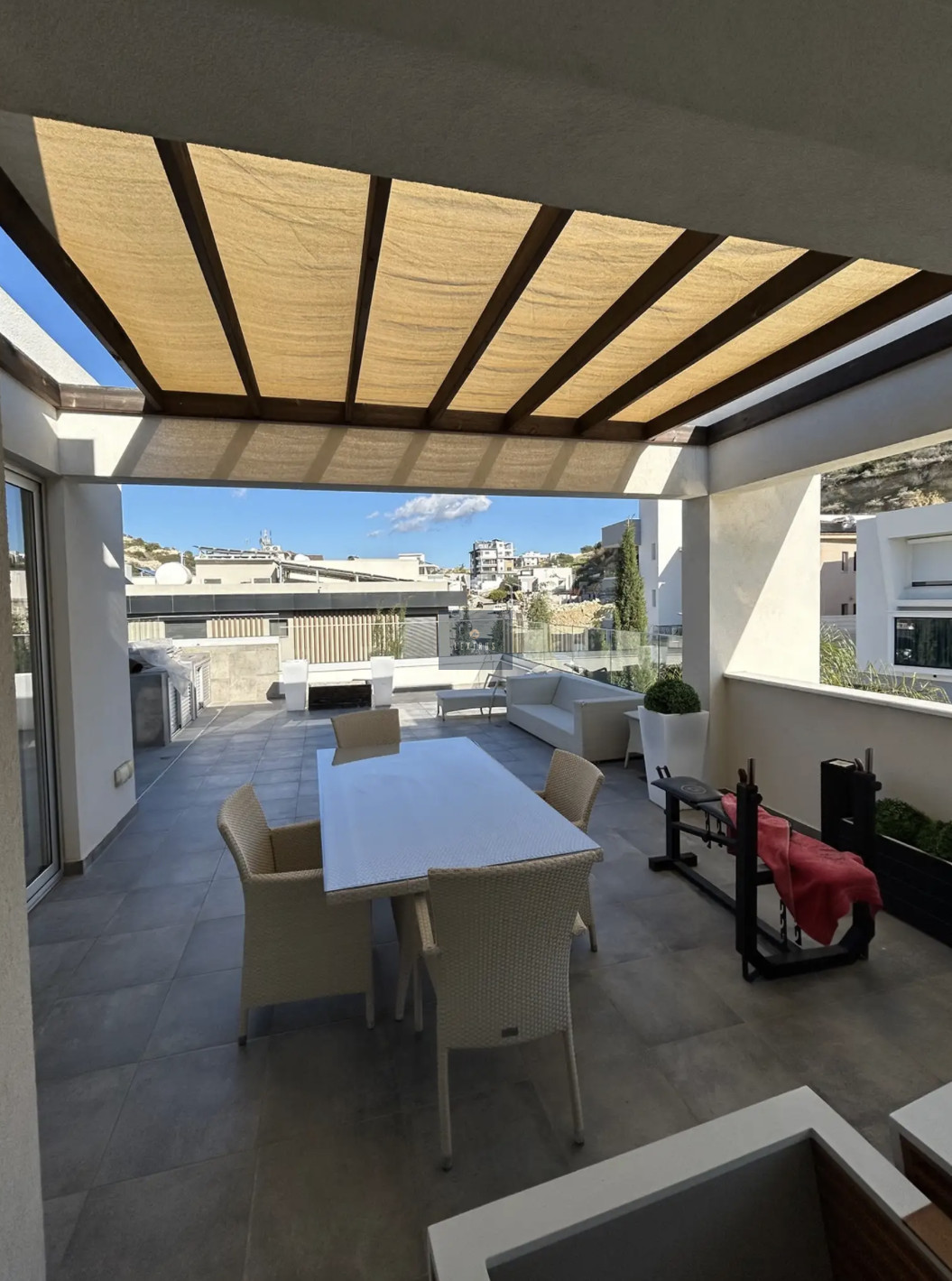 Fully Furnished Three Bedroom Apartment in Agios Athanasios