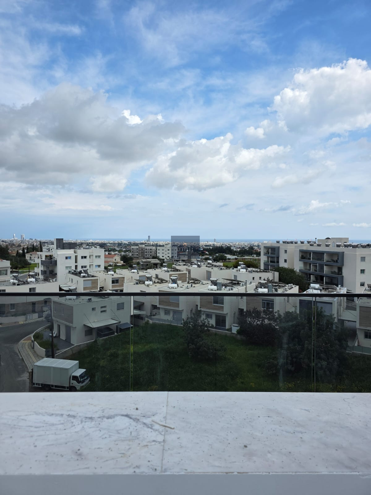 Modern 2+2 Penthouse in Peaceful Ypsonas Area