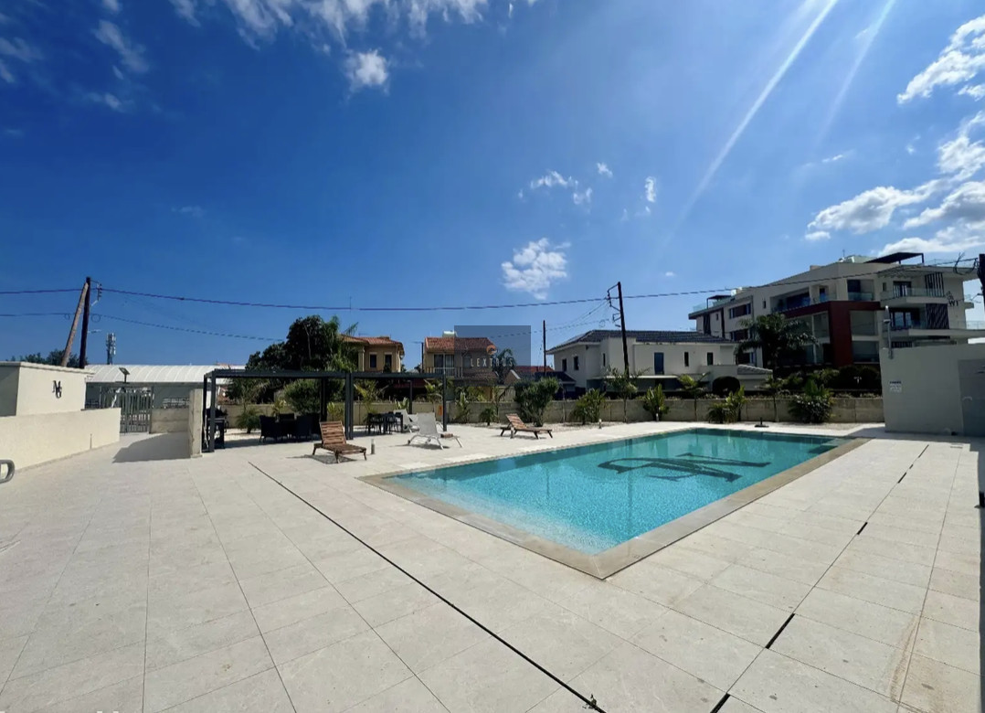 Modern Furnished Apartment in Vibrant Germasogeia Area
