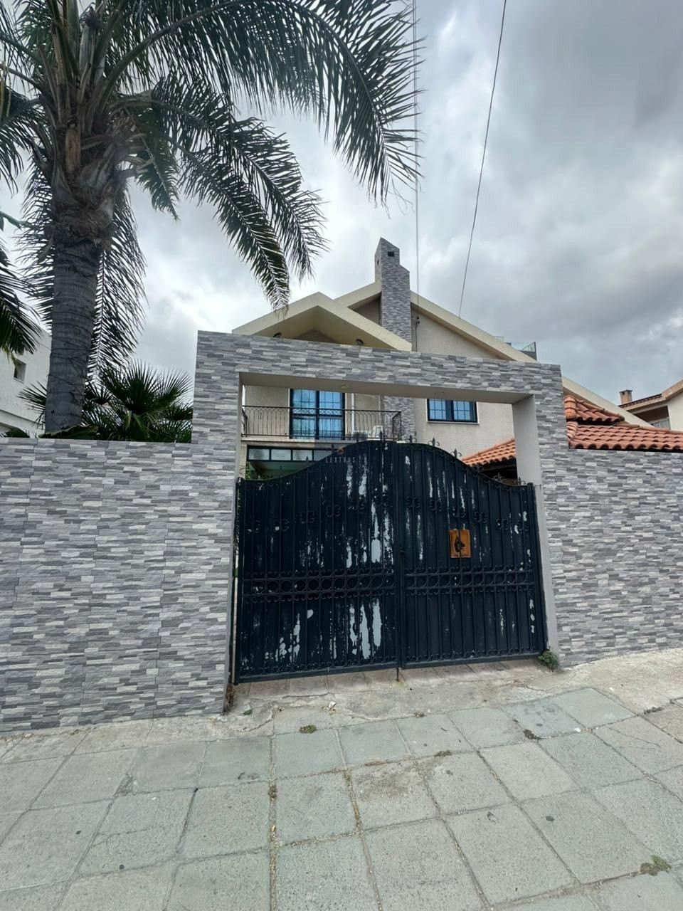 Spacious 4 Bedroom House in Peaceful Agios Athanasios