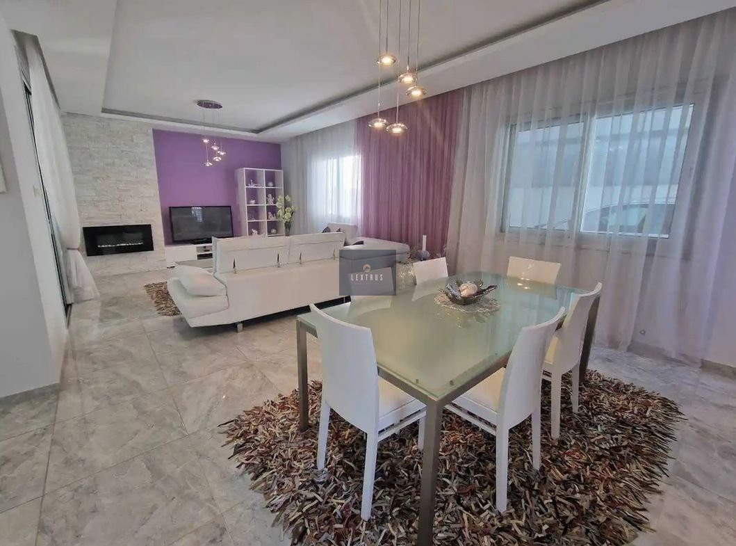 Elegant 5-Bedroom Villa with Swimming Pool in Peaceful Parekklisia, Limassol 18685