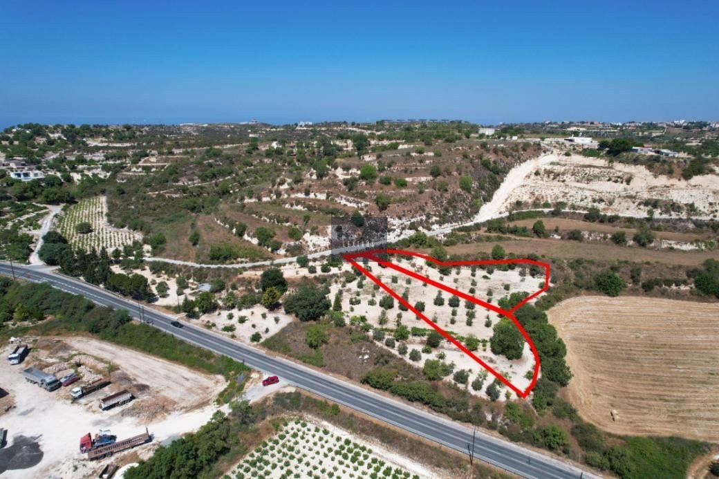 Two residential fields in Tsada, Paphos