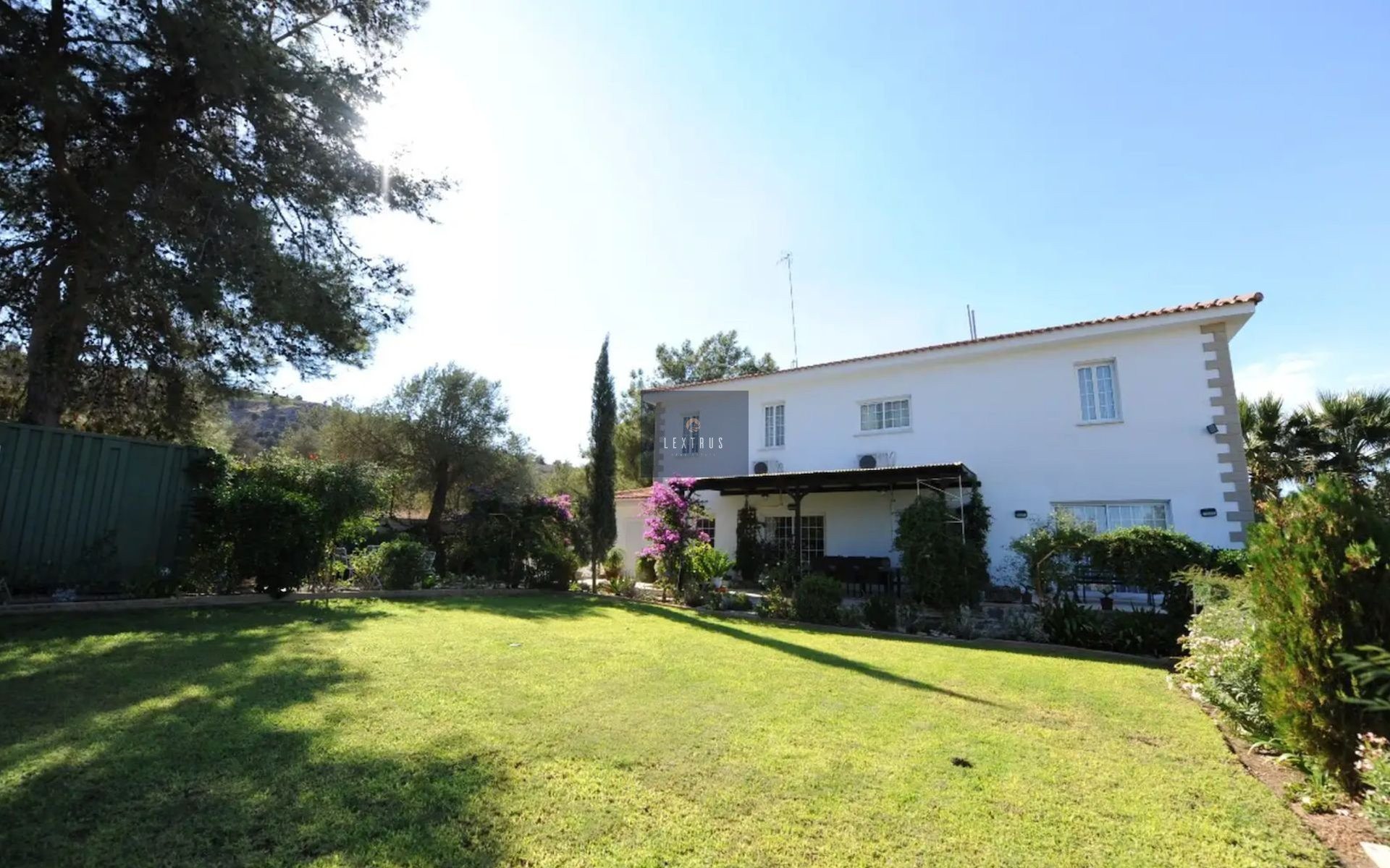 Exquisite 3-Bedroom Family Home in Ayia Anna, Larnaca €485,000 9738
