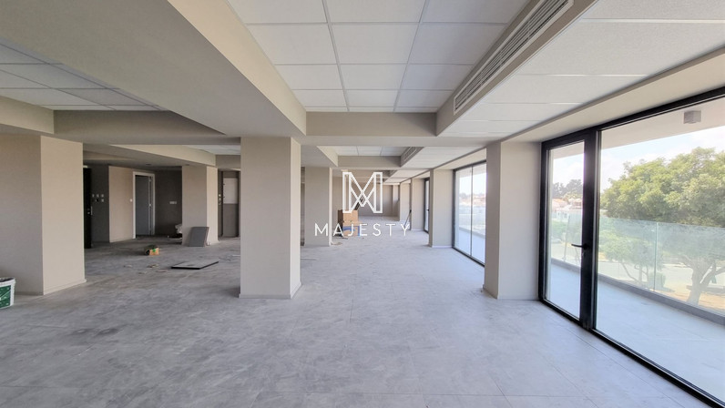 Γραφείο 230 μ² προς ενοικίαση στην τοποθεσία Zakaki, Limassol, Cyprus