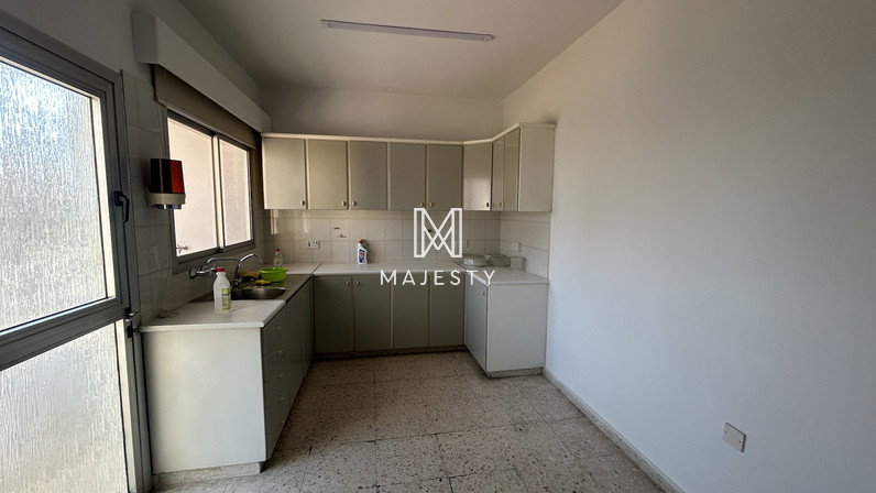 Γραφείο 95 μ² προς ενοικίαση στην τοποθεσία Agia Zoni, Limassol, Cyprus
