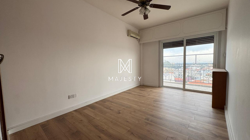 5-bedroom apartments for rent 250 m² in Agia Zoni, Limassol, Cyprus