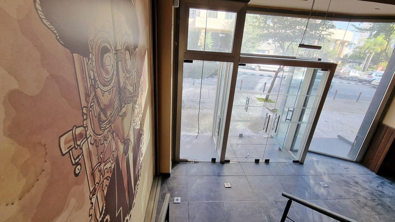 Trading area 370 m² for sale in Agioi Omologites, Nicosia City Centre, Cyprus