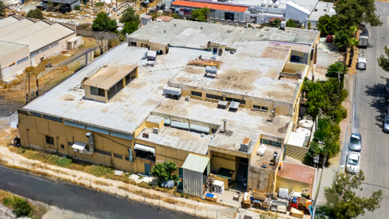 Warehouse 2850 m² for sale in Strovolos - Ap. Varnavas & Ag. Makarios, Nicosia City Centre, Cyprus