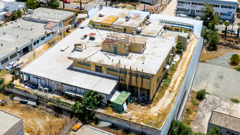 Warehouse 2850 m² for sale in Strovolos - Ap. Varnavas & Ag. Makarios, Nicosia City Centre, Cyprus