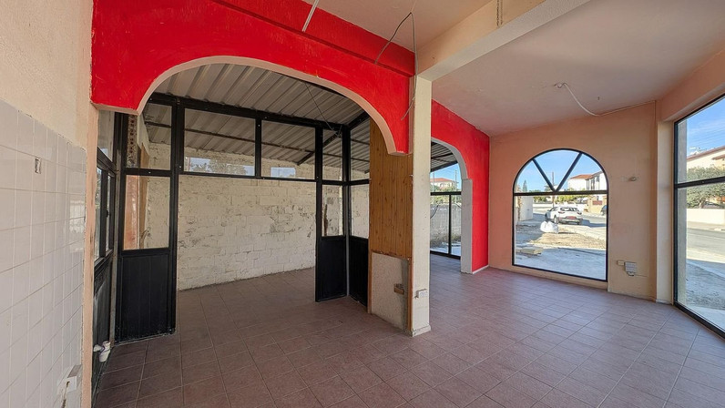 Trading area 200 m² for sale in Anafotida, Larnaca Countryside, Cyprus