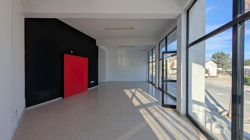 Trading area 200 m² for sale in Anafotida, Larnaca Countryside, Cyprus