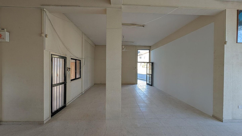 Trading area 200 m² for sale in Anafotida, Larnaca Countryside, Cyprus