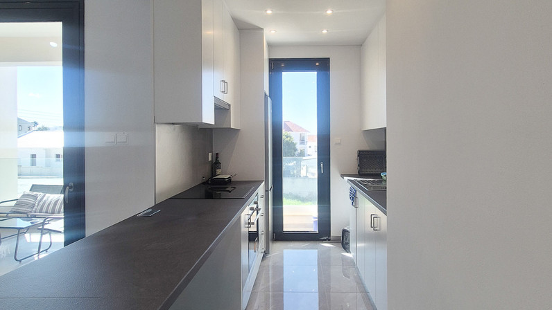 Εμπορικά ακίνητα 72 μ² προς ενοικίαση στην τοποθεσία Oroklini (Town), Larnaca City Suburbs, Cyprus