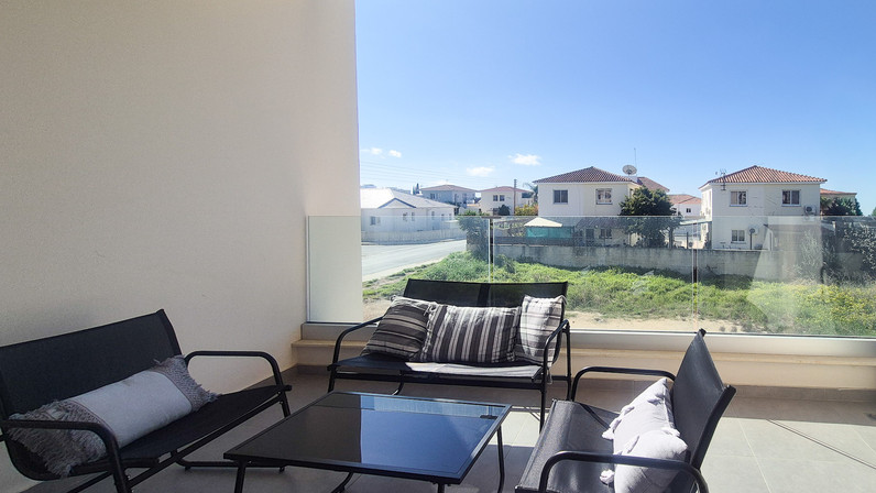 Εμπορικά ακίνητα 72 μ² προς ενοικίαση στην τοποθεσία Oroklini (Town), Larnaca City Suburbs, Cyprus