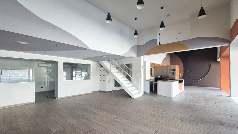 Trading area 271 m² for rent in Marks & Spenser, Larnaca - Sotiros, Larnaca City Centre, Cyprus