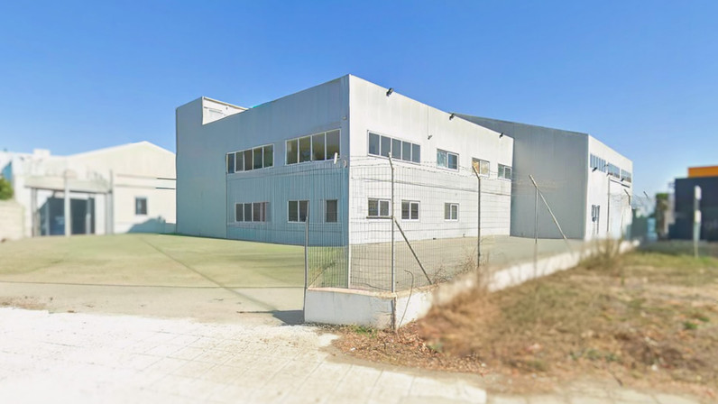 Warehouse 1450 m² for sale in Nisou, Nicosia Countryside, Cyprus